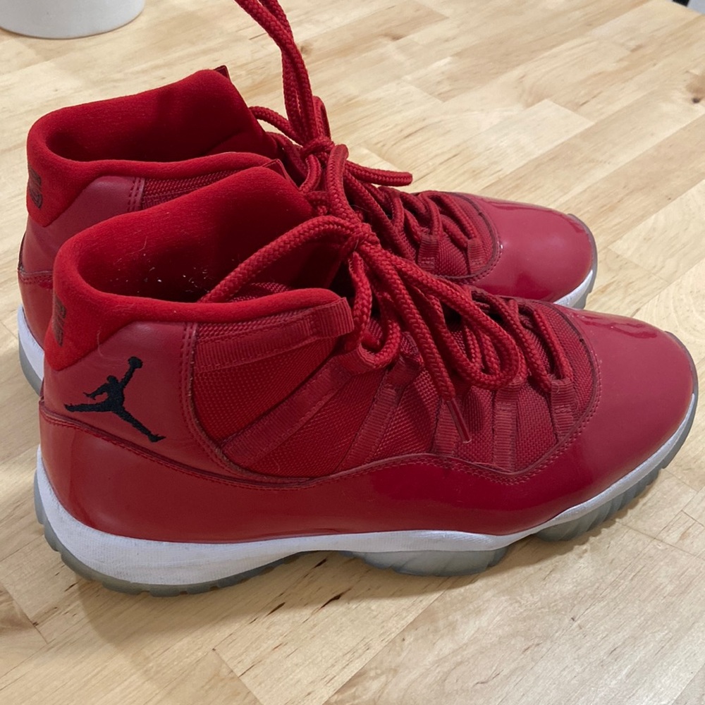 Jordan 11